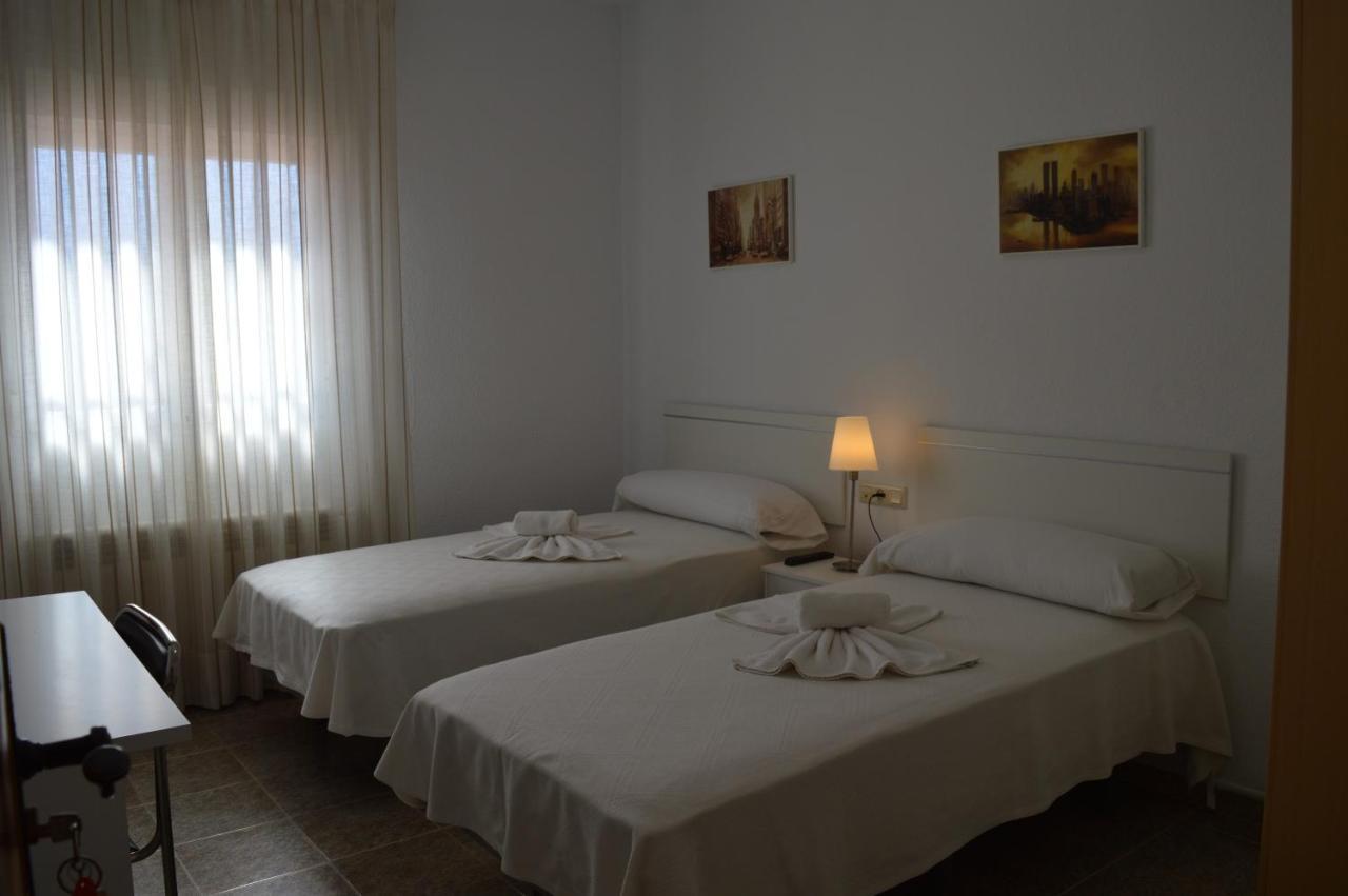 Nuevo Hotel Capitolio Valdepenas Luaran gambar