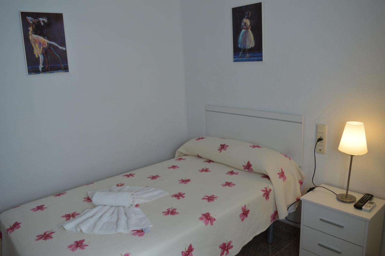 Nuevo Hotel Capitolio Valdepenas Luaran gambar