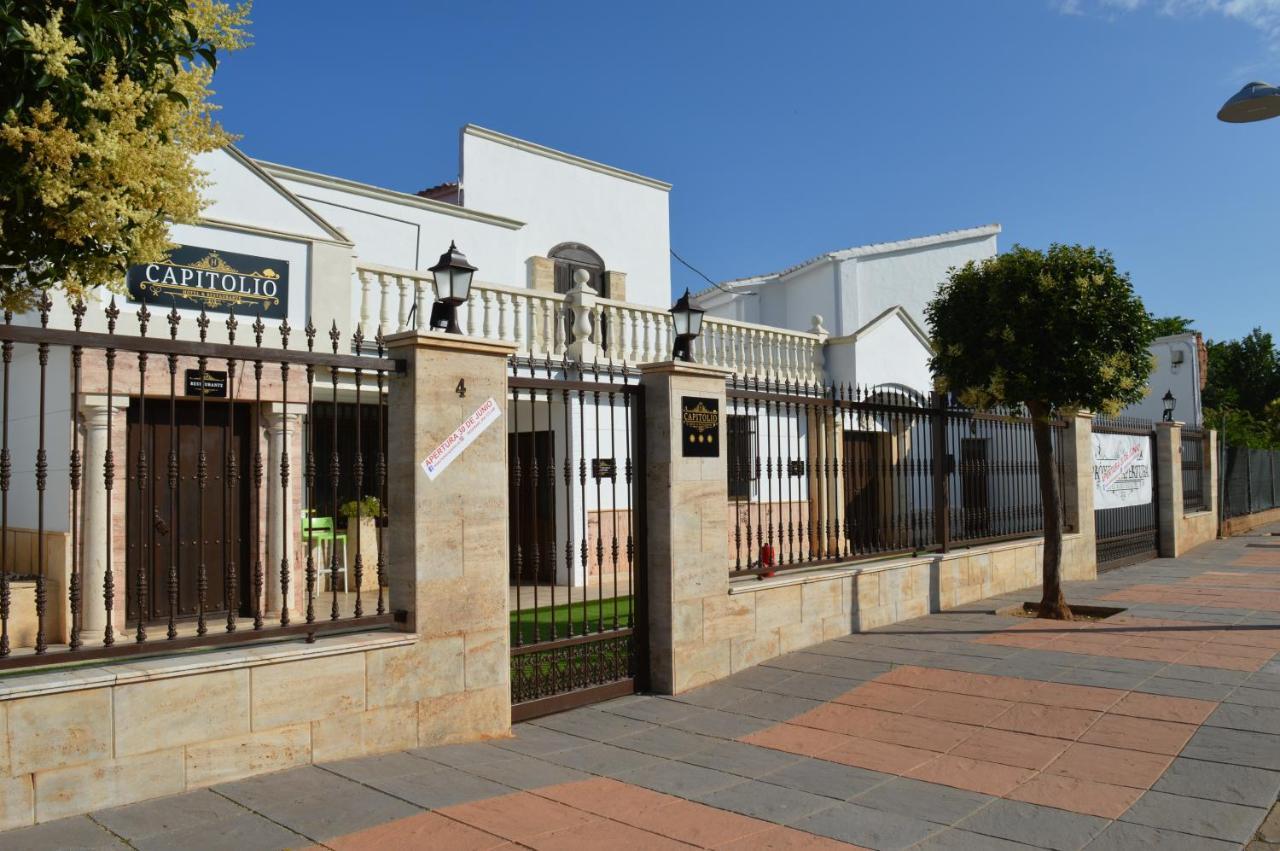 Nuevo Hotel Capitolio Valdepenas Luaran gambar