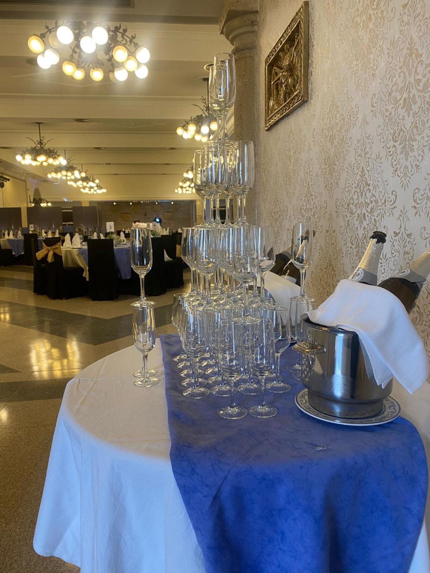 Nuevo Hotel Capitolio Valdepenas Luaran gambar